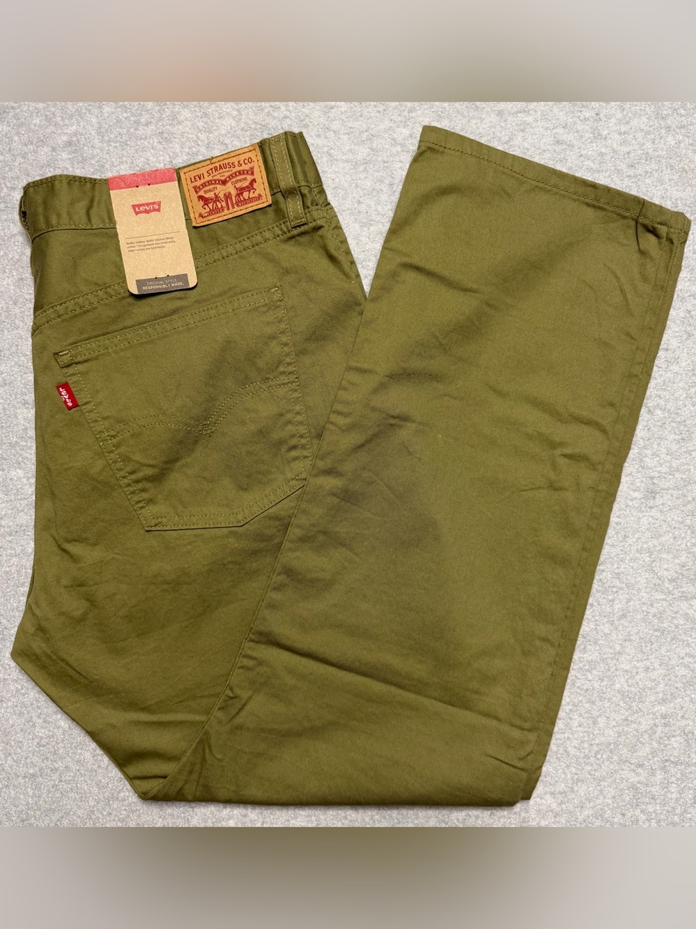 Levi’s Premium Womens Middy Straight Jeans 33x30 Olive Green NWT Irregular